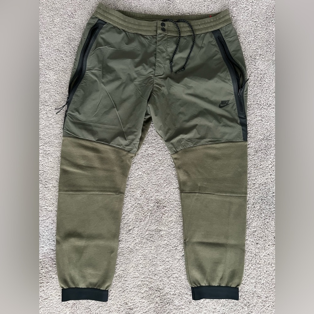 Nike Tech Pants